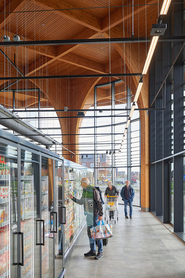 SuperHub Meerstad by De Zwarte Hond | The Supermarket as a Meeting Place