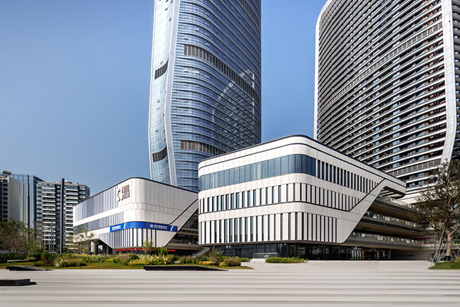 10 Design completes Jinwan Huafa International Business Centre