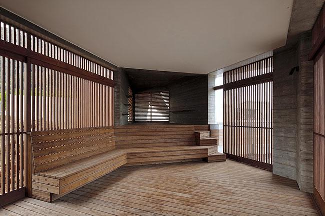 Villa MKZ by Takeshi Hirobe Architects