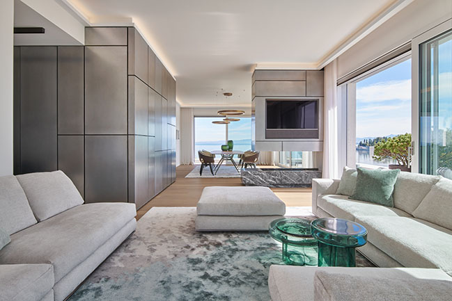 Penthouse Serenity by Reimann Architecture