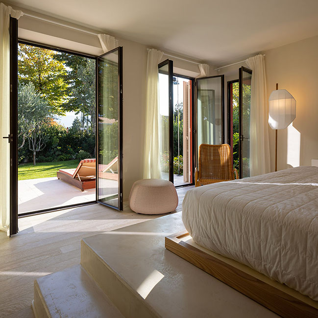 Mediterranean charm: a new Villa in Tuscany by Vudafieri-Saverino Partners