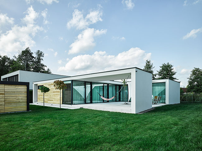 House with a Hammock by STOPROCENT architekci