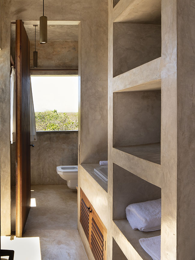 Falcon House by PAT. architetti associati | An off-grid house in Kenya