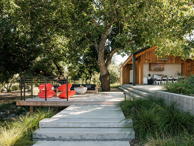 Wine Country Barn by Malcolm Davis Architecture