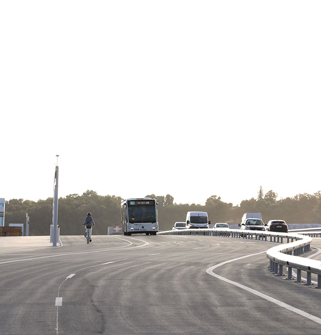 Simone Veil Bridge by OMA / Rem Koolhaas and Chris van Duijn opened in Bordeaux