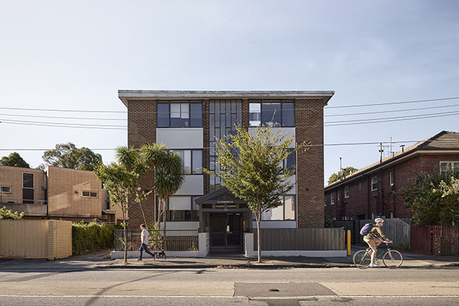 St. Kilda Micro Sanctuary by Tsai Design | 25m2 studio apartment renovation