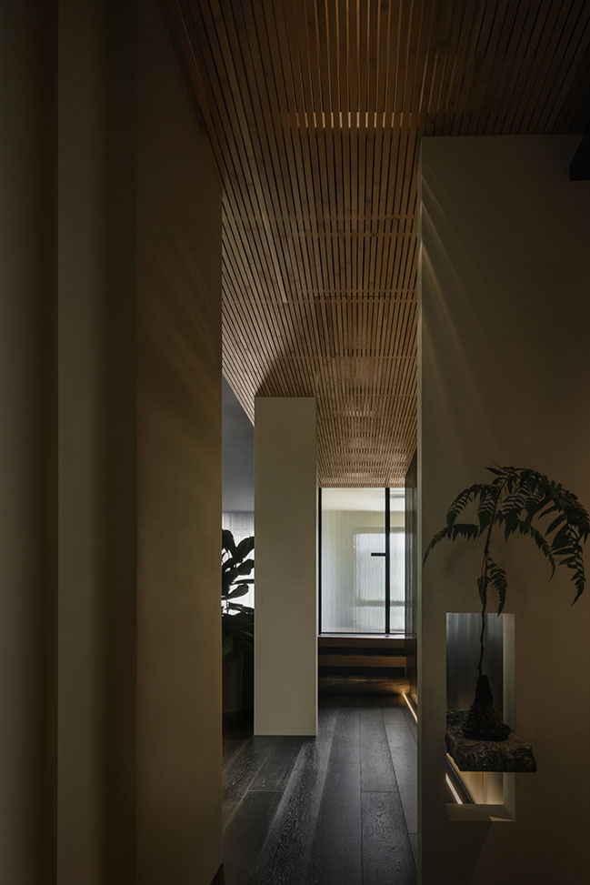 Bamboo Box by CUN DESIGN | Modern villa with aesthetic of moutain and bamboo