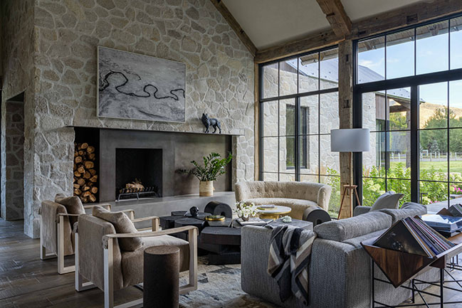 Pioneer Ranch by Farmer Payne Architects | Discover Rustic Charm and Contemporary Elegance