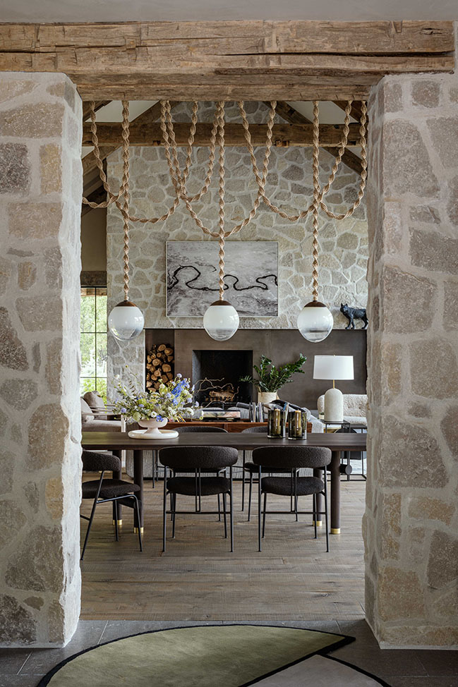 Pioneer Ranch by Farmer Payne Architects | Discover Rustic Charm and Contemporary Elegance