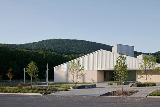 École du Zénith by Pelletier de Fontenay + Leclerc