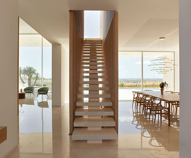 Dune House by Ramón Esteve Estudio | A Contemporary Take on Mediterranean Architecture