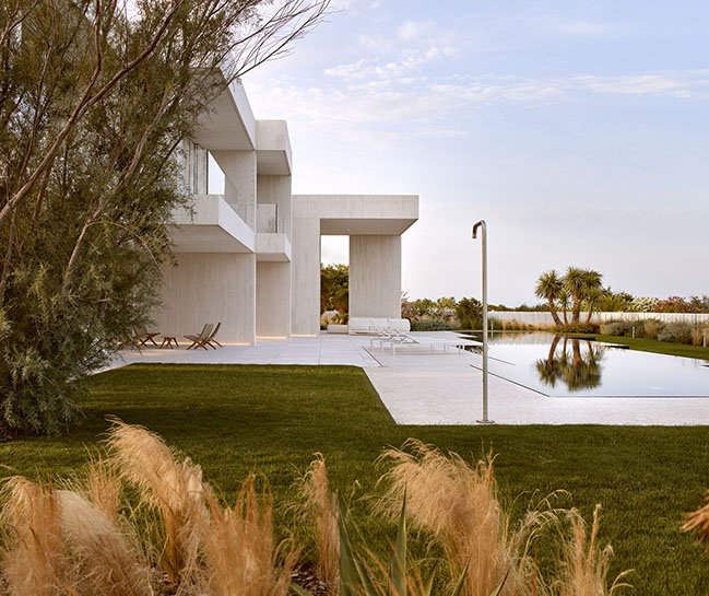 Dune House by Ramón Esteve Estudio | A Contemporary Take on Mediterranean Architecture