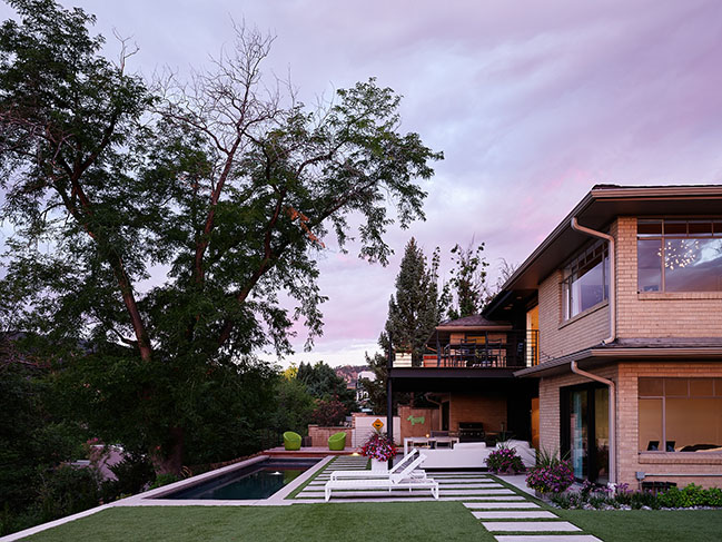 Sunset Bungalow by FLOWER | A Masterful Renovation of a Post-War Landmark