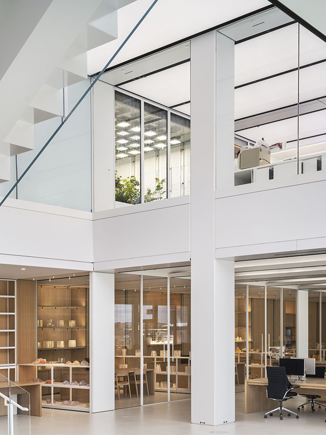 Foster + Partners and Neri Oxman complete the innovative design lab for OXMAN in New York City