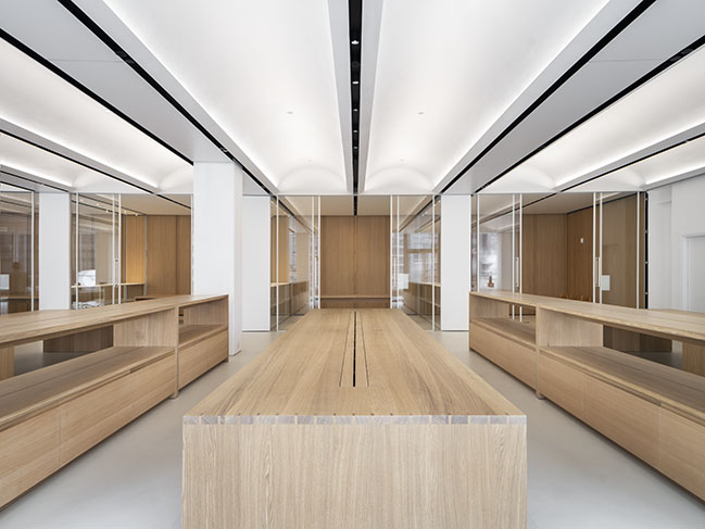 Foster + Partners and Neri Oxman complete the innovative design lab for OXMAN in New York City