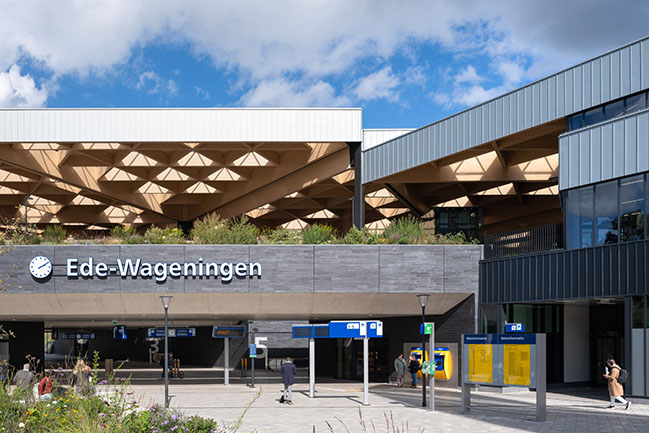 Ede-Wageningen Train Station by Mecanoo and Royal HaskoningDHV