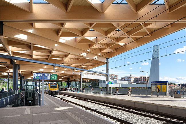 Ede-Wageningen Train Station by Mecanoo and Royal HaskoningDHV