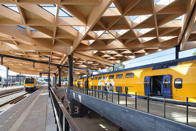 Ede-Wageningen Train Station by Mecanoo and Royal HaskoningDHV