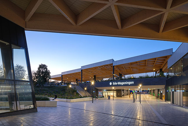 Ede-Wageningen Train Station by Mecanoo and Royal HaskoningDHV