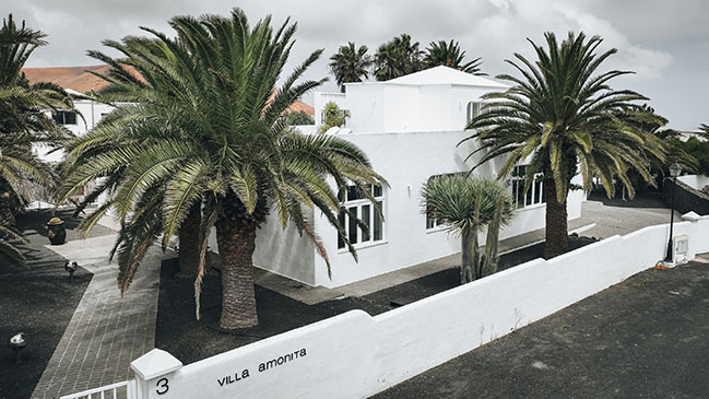 Villa Amonita Lanzarote by OOOOX