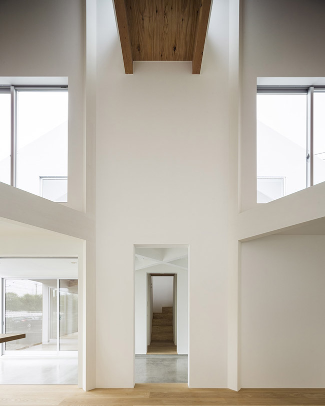 Kumagaya House by HIROO OKUBO / CHOP+ARCHI