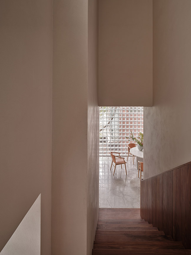 Residence LL by Atelier About Architecture