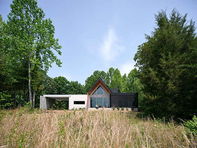 Studio Becker Xu Designs The Dogtrot House for a Seamless Indoor-Outdoor Way of Life