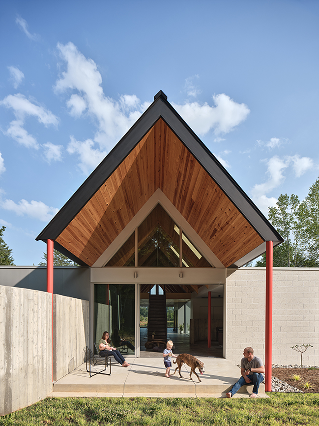 Studio Becker Xu Designs The Dogtrot House for a Seamless Indoor-Outdoor Way of Life