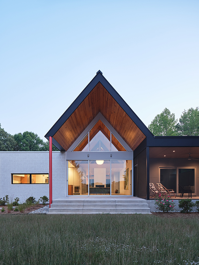 Studio Becker Xu Designs The Dogtrot House for a Seamless Indoor-Outdoor Way of Life