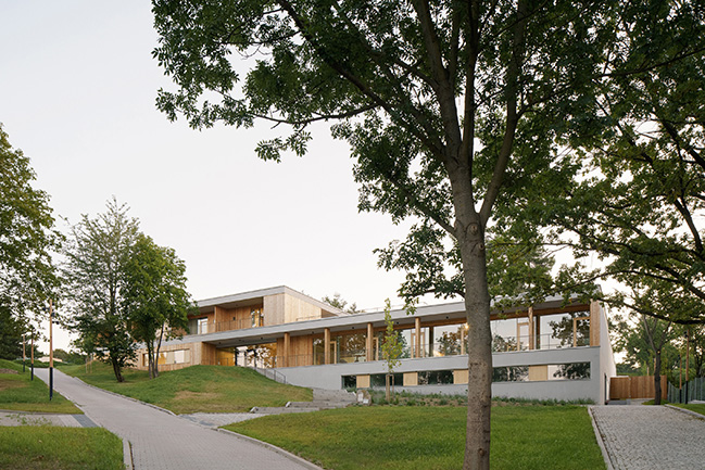 Children's Hospice House for Julia by ČTYŘSTĚN