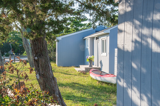 Cottage at Towd Point Little Beach by TRA studio architecture