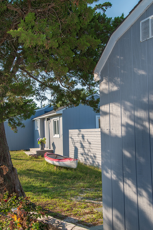 Cottage at Towd Point Little Beach by TRA studio architecture