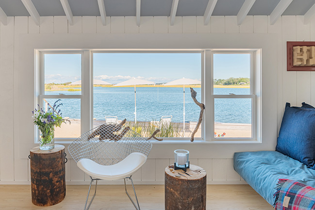 Cottage at Towd Point Little Beach by TRA studio architecture