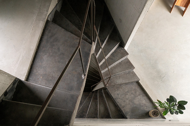 House with Seven Floors by Malý Chmel | Vertical Cave of Light