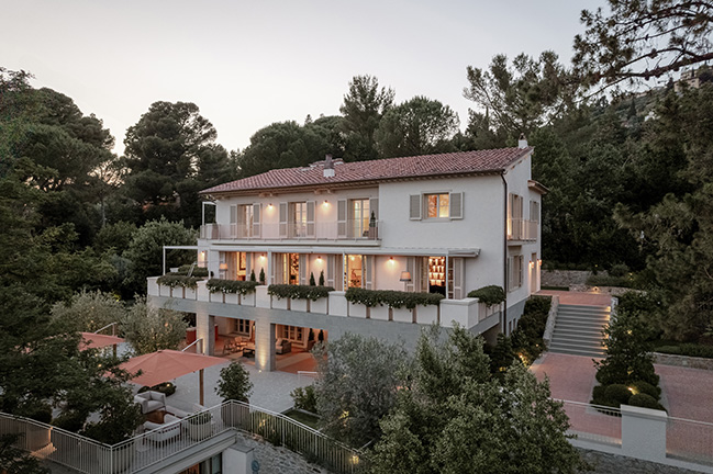 Villa M by Pierattelli Architetture | Breathing new life into this late 1950s building