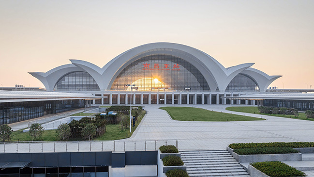 gmp completes Nanchang East Station | In the Rhythm of the Arcs