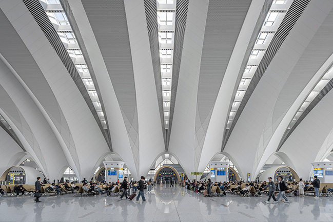 gmp completes Nanchang East Station | In the Rhythm of the Arcs