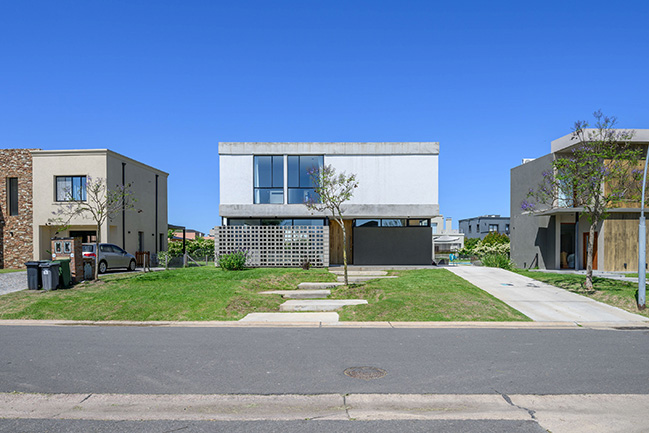 Berman House by Barrionuevo Villanueva Arquitectos