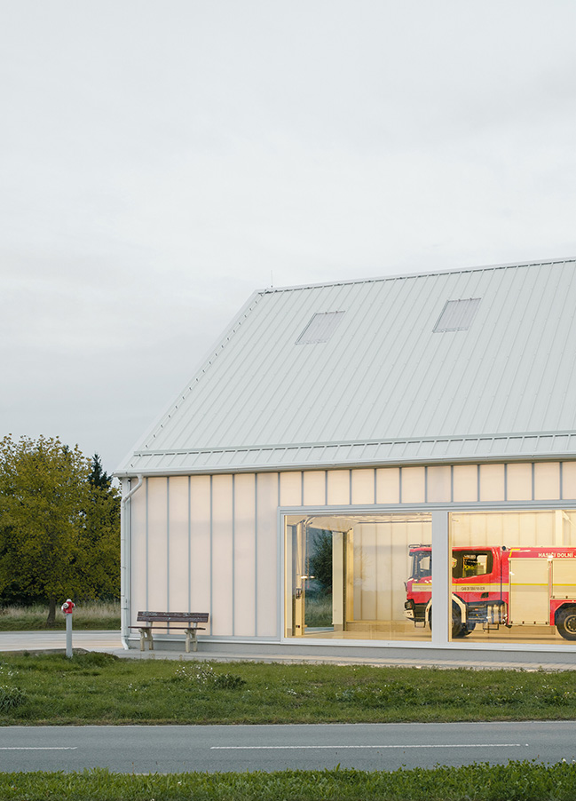 Jirčany Fire Station by SOA architekti