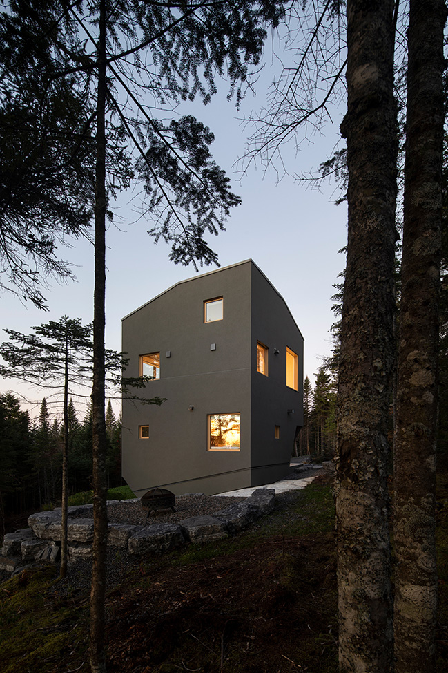 Blok by Quinzhee Architecture | Perfect refuge for climbers