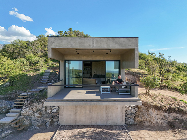 Lodge JR by Paul Dragicevic | House in the moutains