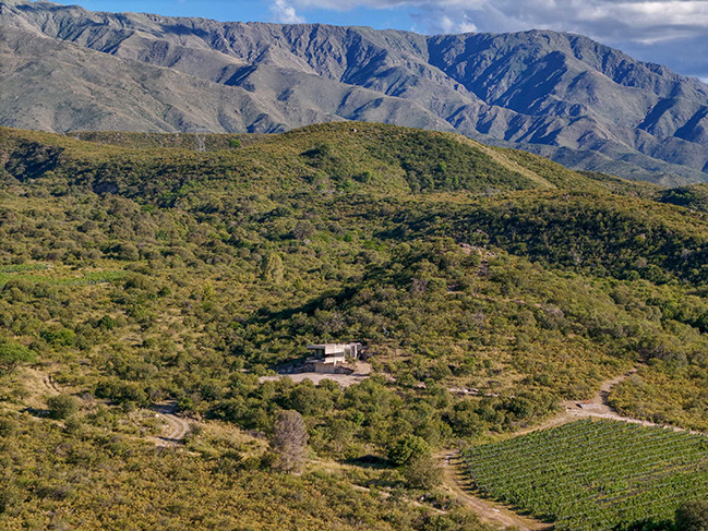 Lodge JR by Paul Dragicevic | House in the moutains