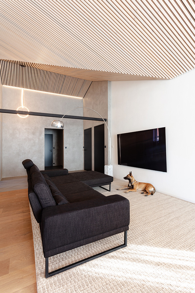 Interior of Tuklaty Family House by Banality Studio