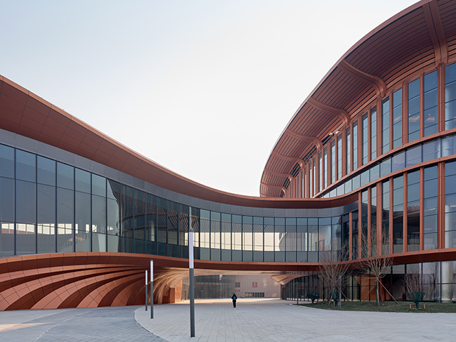 Captial International Exhibition and Convention Centre by ZHA inaugurated in Beijing