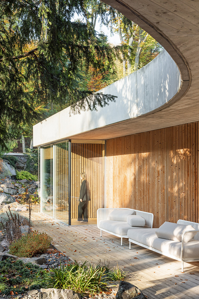 Banánka by PAULÍNY HOVORKA ARCHITECTS