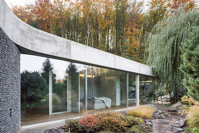 Banánka by PAULÍNY HOVORKA ARCHITECTS