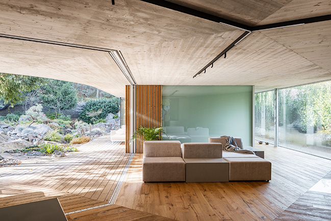 Banánka by PAULÍNY HOVORKA ARCHITECTS