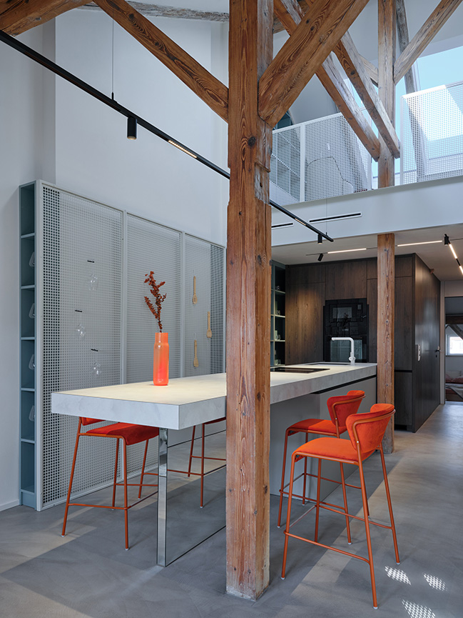 Arbes Square Apartment by Formafatal