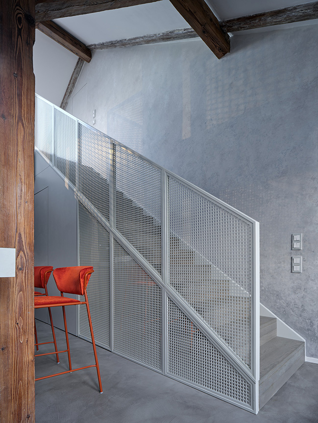 Arbes Square Apartment by Formafatal