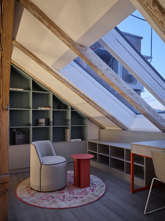 Arbes Square Apartment by Formafatal